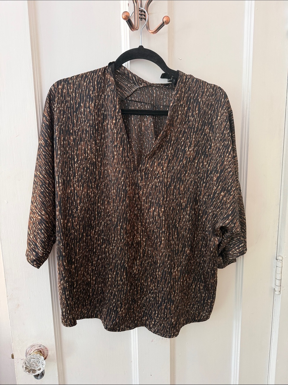 Banana Republic Brown & Black Speckled V-Neck Blouse